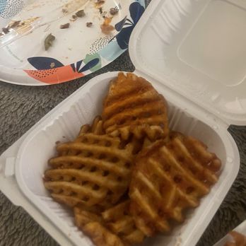 YoYo Chicken - Dry tasteless waffle fries - Chicken Shop Near Me - Huntington Station, New York YoYo Chicken - Dry tasteless waffle fries - Chicken Shop Near Me - Huntington Station, New York