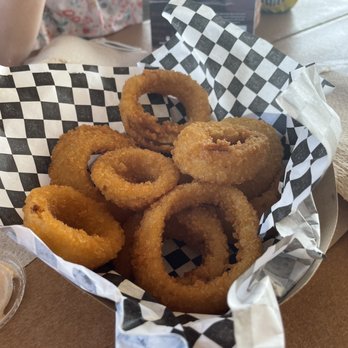 Pineapple Willy's - Onion rings were decent, PTL - Seafood Near Me - Panama City Beach, Florida Pineapple Willy's - Onion rings were decent, PTL - Seafood Near Me - Panama City Beach, Florida