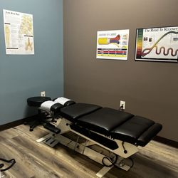 Choose Life Wellness Center - Chiropractic adjustment room