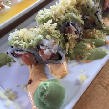 SuViche - Sushi and Ceviche - Miami roll creamy good. - Sushi Bars Near Me - Miami Beach, Florida SuViche - Sushi and Ceviche - Miami roll creamy good. - Sushi Bars Near Me - Miami Beach, Florida