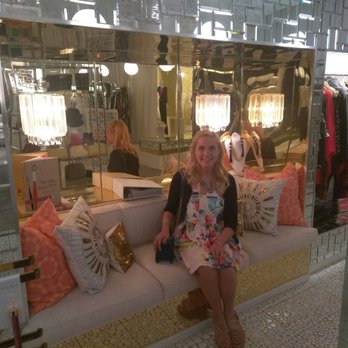 Trina Turk - Women's Clothing Near Me - Palm Springs, California Trina Turk - Women's Clothing Near Me - Palm Springs, California