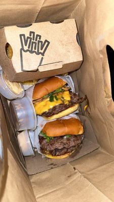 Shake Shack Bridgeport Village by null