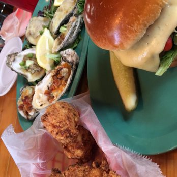 Herbie's Bar and Chowder House - Bars Near Me - Marathon, Florida