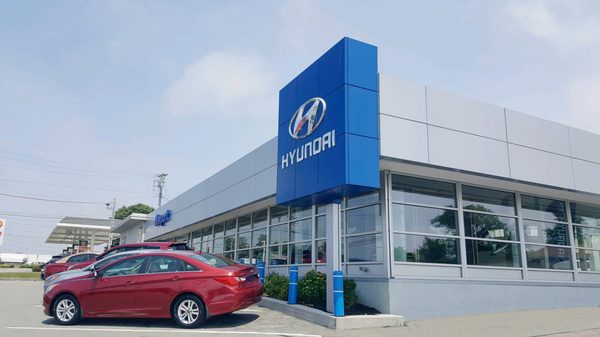 HYUNDAI OF NEWPORT - Updated May 2025 - 32 Photos & 46 Reviews - 1215 W ...