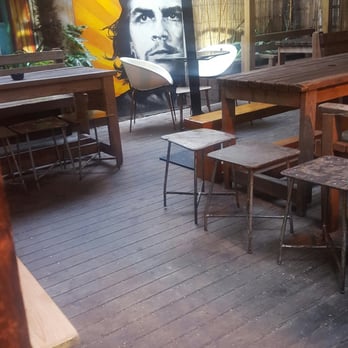 Black Lion - Pubs Near Me - Brighton, BNH