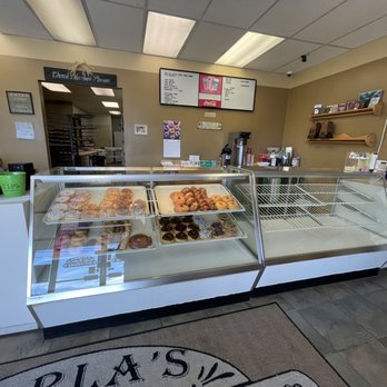 Darla's Donuts - Entrance - Bakeries Near Me - Salt Lake City, Utah Darla's Donuts - Entrance - Bakeries Near Me - Salt Lake City, Utah