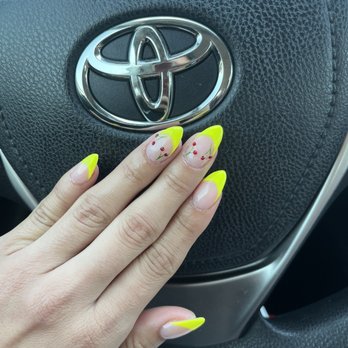 Daisy Nails - Nail Salons Near Me - Lancaster, California Daisy Nails - Nail Salons Near Me - Lancaster, California