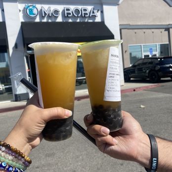 Mc BOBA - Peach green tea and lychee green tea - Bubble Tea Near Me - Canoga Park, California Mc BOBA - Peach green tea and lychee green tea - Bubble Tea Near Me - Canoga Park, California