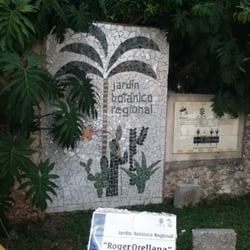 Jardín Botánico Regional Roger Orellana - Entrada al jardín