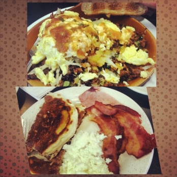Cozy Corner - Logan Square - Big Man Breakfast & skillet - Diners Near Me - Chicago, Illinois Cozy Corner - Logan Square - Big Man Breakfast & skillet - Diners Near Me - Chicago, Illinois