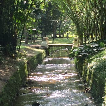 Jardim Botânico - More water features in the gardens. - Botanical Gardens Near Me - Rio de Janeiro, RJ