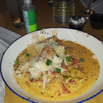 Taste Bar + Kitchen - Cocktail Bars Near Me - Houston, Texas