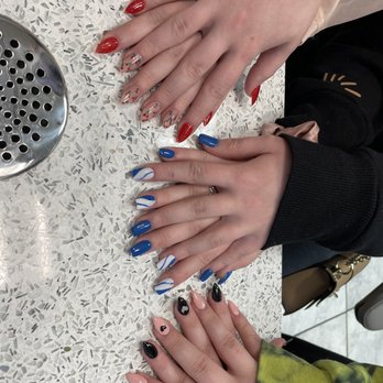 All Divine Nails and Spa - Nail Salons Near Me - Lufkin, Texas