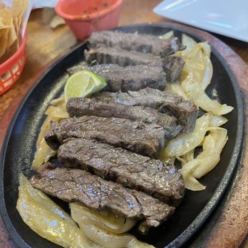 Barcenas Mexican Kitchen - Beef fajitas - Mexican Near Me - League City, Texas