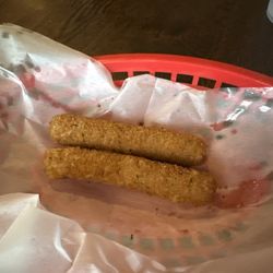 Woody's Bar B Q - Mozzarella sticks