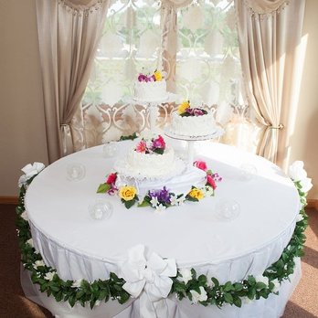 Greenhouse Winery - Wedding Table Design - Venues & Event Spaces Near Me - Irwin, Pennsylvania Greenhouse Winery - Wedding Table Design - Venues & Event Spaces Near Me - Irwin, Pennsylvania