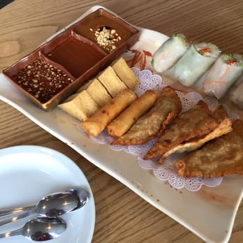 Nisa's Thai Kitchen - Combination Plate - Thai Near Me - Warrenton, Oregon Nisa's Thai Kitchen - Combination Plate - Thai Near Me - Warrenton, Oregon