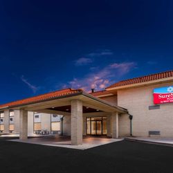 SureStay Plus By Best Western Windsor - SureStay Windsor ON Twilight