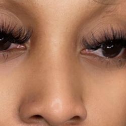 Slayy Esthetics - Lashes by me