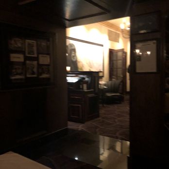 Piero's Italian Cuisine - Front entrance seating - Italian Near Me - Las Vegas, Nevada