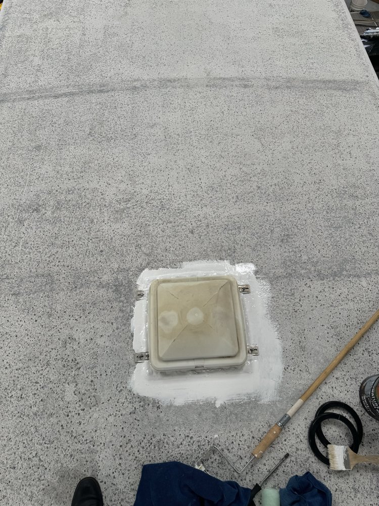 Slide of Emergency Mobile RV Repair & Service