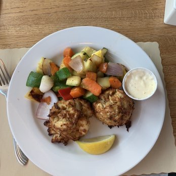 Ruddy Duck Seafood and Alehouse - Crab cakes with veggies - Seafood Near Me - Piney Point, Maryland Ruddy Duck Seafood and Alehouse - Crab cakes with veggies - Seafood Near Me - Piney Point, Maryland