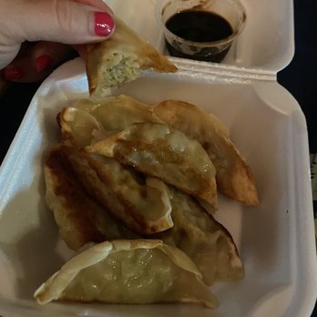 Fusion Sushi - Gyoza - Sushi Bars Near Me - Jacksonville, Florida