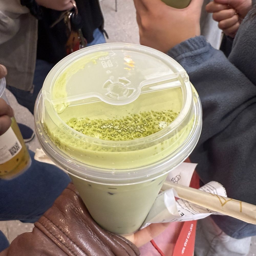 HeyTea - supreme matcha latte - Bubble Tea Near Me - Tysons, Virginia HeyTea - supreme matcha latte - Bubble Tea Near Me - Tysons, Virginia