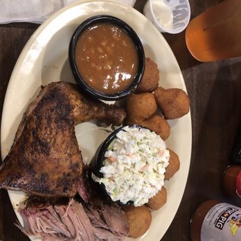 Pik N Pig - Pulled pork,bbq chicken slaw baked beans hush puppies - Barbeque Near Me - Carthage, North Carolina