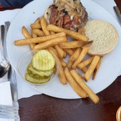 Triangle Pub - Bleu burger