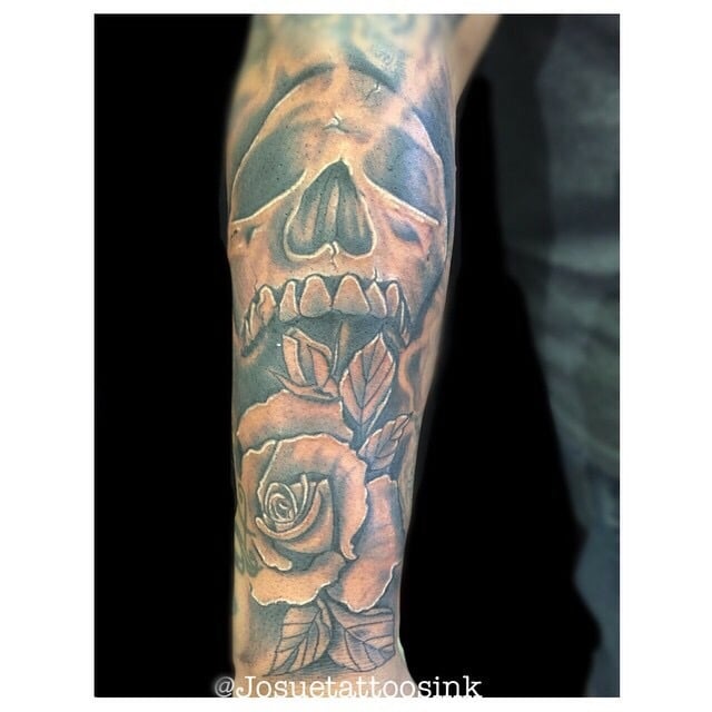 Master Tattoos Ink Logo