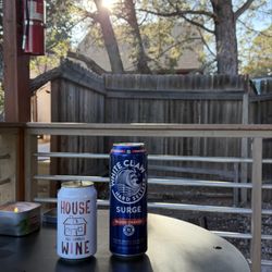 Wooden Nickel Cabins - Balcony
