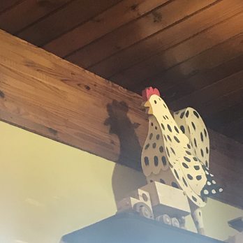 Curve Cafe - Inside Decor - Breakfast & Brunch Near Me - Mishawaka, Indiana