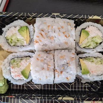 Sushi Ave - California roll - Sushi Bars Near Me - Seattle, Washington Sushi Ave - California roll - Sushi Bars Near Me - Seattle, Washington
