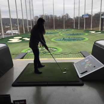 Topgolf - Golf Near Me - Bridgeville, Pennsylvania