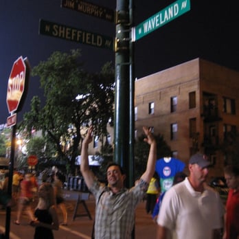 Wrigley Field - Sheffield & Waveland, where's my Old Style - Stadiums & Arenas Near Me - Chicago, Illinois