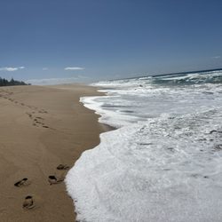 Barking Sands, Pacific Missile Range Facility, Drive-In Theater - Only our footprints on the beach