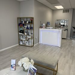 LUXE Aesthetics - Waiting area