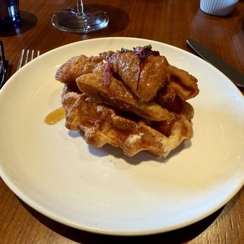 The Ivy Room - Chicken and waffle - Piano Bars Near Me - New York, New York The Ivy Room - Chicken and waffle - Piano Bars Near Me - New York, New York
