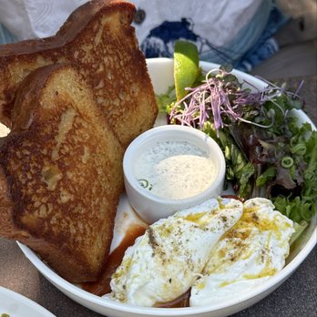 Zi Spice - Turkish Eggs - Coffee & Tea Near Me - Ashland, Oregon Zi Spice - Turkish Eggs - Coffee & Tea Near Me - Ashland, Oregon