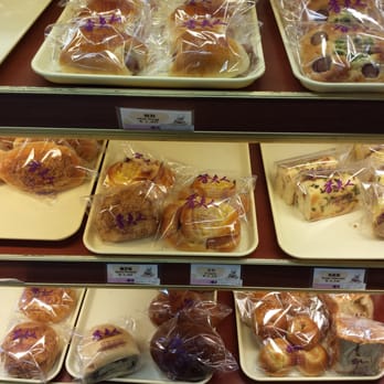 Ellie's Cathy Bakery - Buns - Bakeries Near Me - Arcadia, California