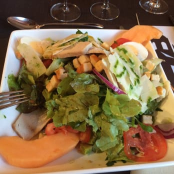 Abbaye de Fontfroide - Salade de l'Abbaye. - French Near Me - Narbonne, 11
