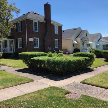 Complete Lawn & Yard Care - After and looking beautiful! - Landscaping Near Me - Cheektowaga, New York Complete Lawn & Yard Care - After and looking beautiful! - Landscaping Near Me - Cheektowaga, New York
