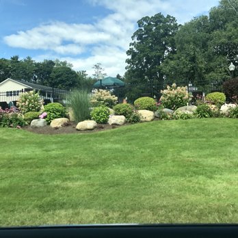 Twin Birches Cottages - Resorts Near Me - Lake George, New York