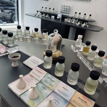 ELOREA - I sniffed all of them & I didn't get a headache LOL - Perfume Near Me - New York, New York ELOREA - I sniffed all of them & I didn't get a headache LOL - Perfume Near Me - New York, New York