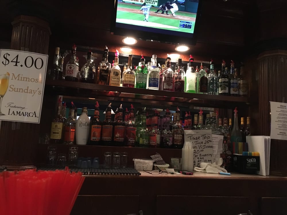 RIVER CITY SALOON 10 Reviews Dive Bars 1152 Leonard St NW, Grand