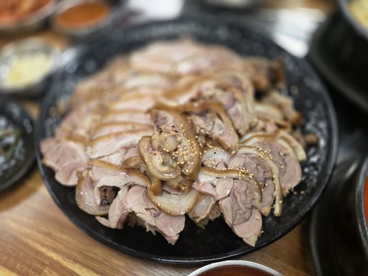 Myung Ga Haejangguk by null