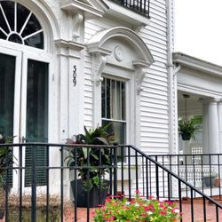 Simply Divine Bed & Breakfast