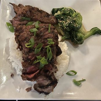 Hana Koa Brewing - Korean Style BBQ Short Ribs - Breweries Near Me - Honolulu, Hawaii
