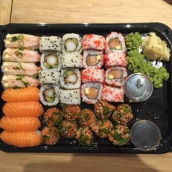 Sushi Wave - Veldig god og variert sushi. Kort ventetid og hyggelige sushikokker. Anbefales.